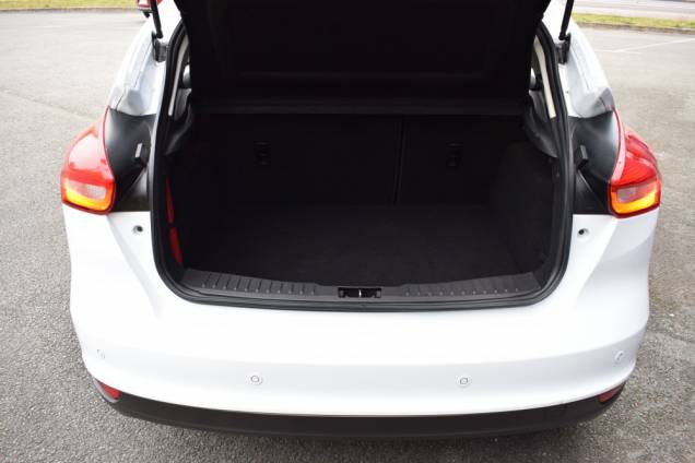 FORD FOCUS EDITION TITANIUM 1.5 TDCI 120 CV 13