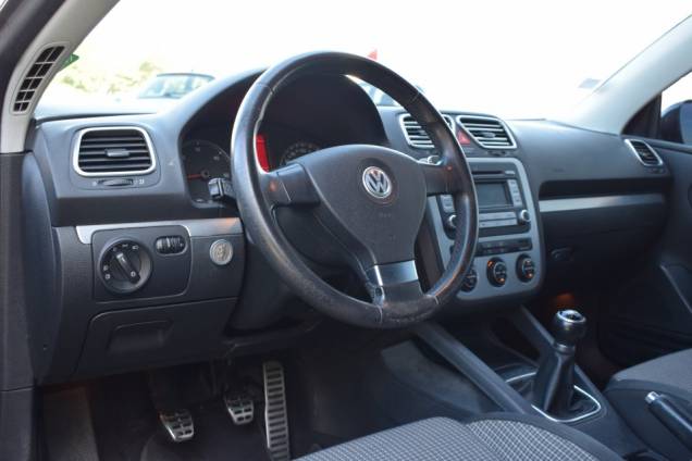 VOLKSWAGEN EOS SPORTLINE 2.0 TDI 140 CV BVM 6  / 1ere MAIN / SUIVI COMPLET 11