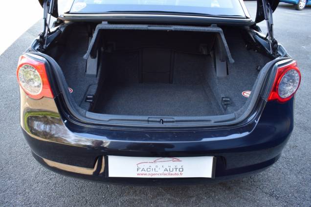 VOLKSWAGEN EOS SPORTLINE 2.0 TDI 140 CV BVM 6  / 1ere MAIN / SUIVI COMPLET 17