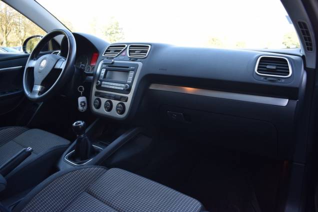 VOLKSWAGEN EOS SPORTLINE 2.0 TDI 140 CV BVM 6  / 1ere MAIN / SUIVI COMPLET 19