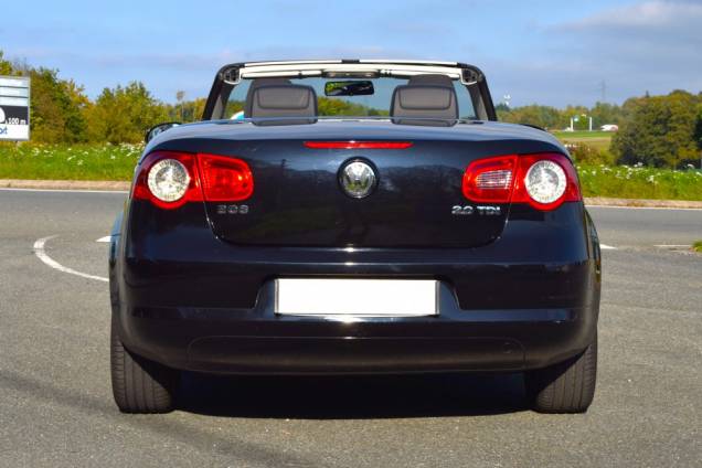 VOLKSWAGEN EOS SPORTLINE 2.0 TDI 140 CV BVM 6  / 1ere MAIN / SUIVI COMPLET 8