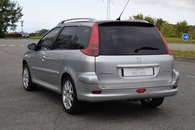 PEUGEOT 206 SW QUIKSILVER 1.6 110 CV  4