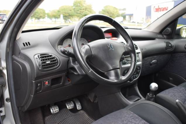 PEUGEOT 206 SW QUIKSILVER 1.6 110 CV  9