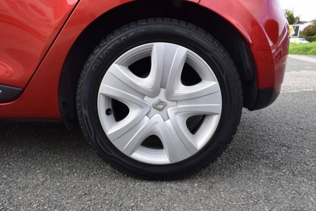 RENAULT CLIO DYNAMIQUE 1.2 75 CV BVM  8