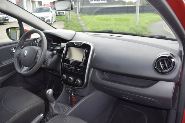 RENAULT CLIO DYNAMIQUE 1.2 75 CV BVM  15