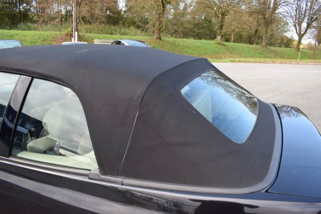 VOLKSWAGEN GOLF IV CABRIOLET 2.0 i 115 CV / 68 650 KMS 23 VOLKSWAGEN GOLF IV CABRIOLET 2.0 i 115 CV / 68 650 KMS 23