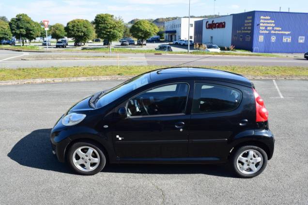 PEUGEOT 107 1.0 68 CV 5 PORTES 8