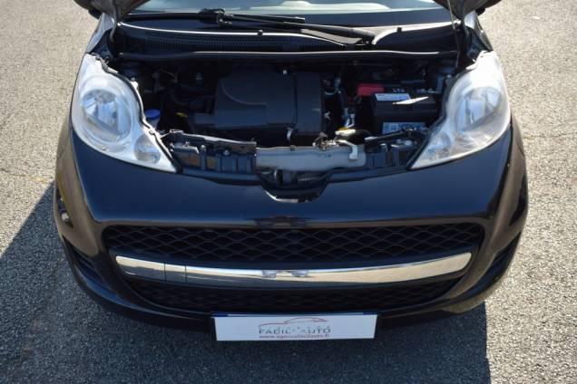 PEUGEOT 107 1.0 68 CV 5 PORTES 19