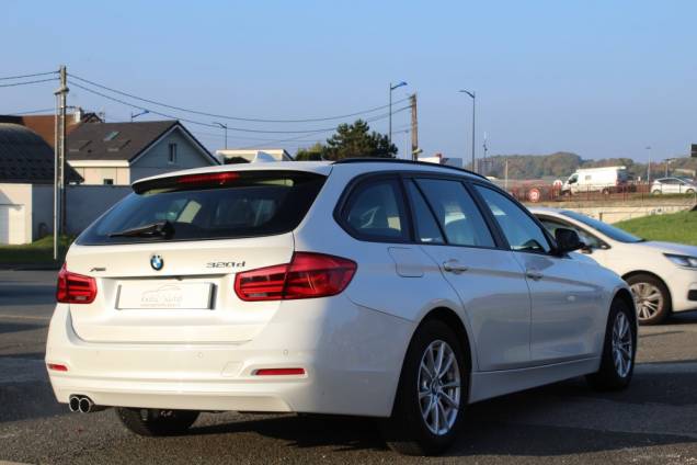 BMW SERIE 3 TOURING BUSINESS 320D X DRIVE 190 CV BVA / ORIGINE FRANCE / SUIVI COMPLET 7 BMW SERIE 3 TOURING BUSINESS 320D X DRIVE 190 CV BVA / ORIGINE FRANCE / SUIVI COMPLET 7