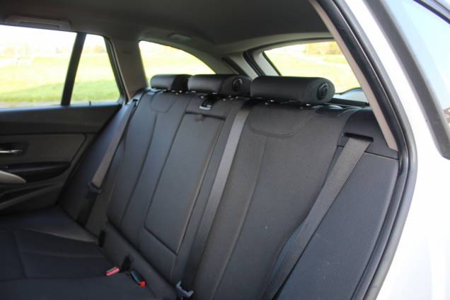 BMW SERIE 3 TOURING BUSINESS 320D X DRIVE 190 CV BVA / ORIGINE FRANCE / SUIVI COMPLET 12 BMW SERIE 3 TOURING BUSINESS 320D X DRIVE 190 CV BVA / ORIGINE FRANCE / SUIVI COMPLET 12