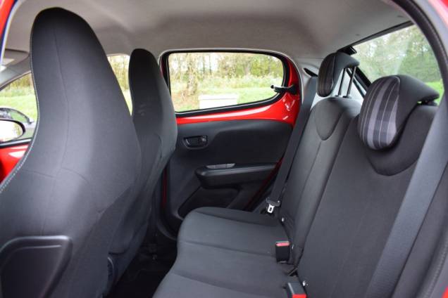 PEUGEOT 108 ACTIVE 1.0 VTI 72 CV 5 PORTES / 1ERE MAIN 12 PEUGEOT 108 ACTIVE 1.0 VTI 72 CV 5 PORTES / 1ERE MAIN 12