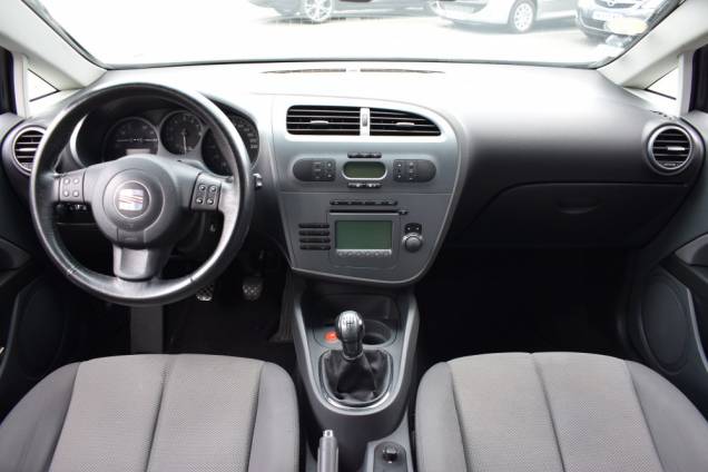 SEAT LEON 1.6 I 102 CV BVM 5 / ORIGINE FRANCE / 1ere MAIN 12