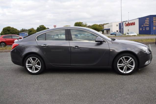 OPEL INSIGNA 2.0 CDTI 160 CV COSMO / 5 PORTES 8 OPEL INSIGNA 2.0 CDTI 160 CV COSMO / 5 PORTES 8