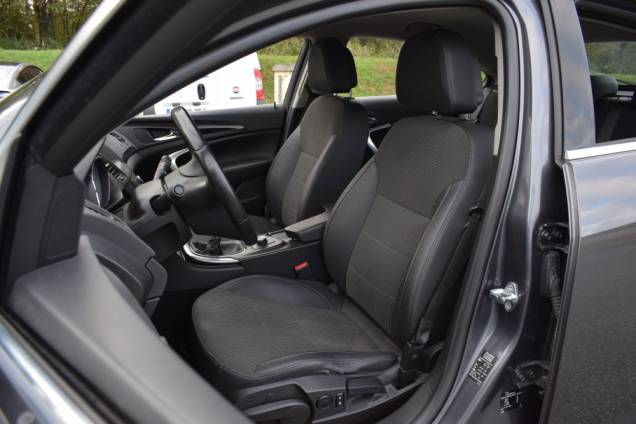 OPEL INSIGNA 2.0 CDTI 160 CV COSMO / 5 PORTES 10 OPEL INSIGNA 2.0 CDTI 160 CV COSMO / 5 PORTES 10