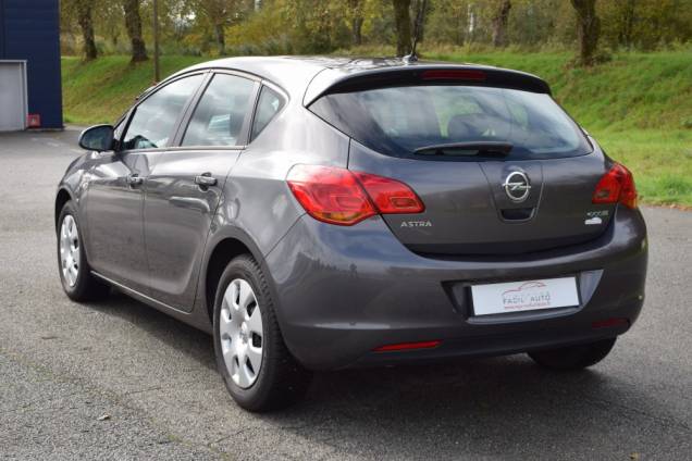 OPEL ASTRA 1.4 90 CV / 5 PORTES / 1ère MAIN / 27500 KMS 3
