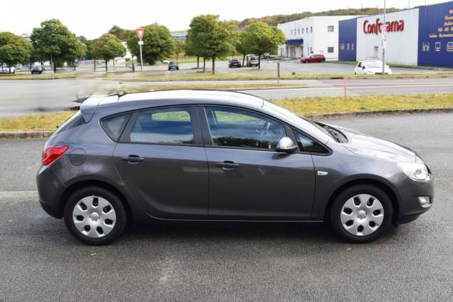 OPEL ASTRA 1.4 90 CV / 5 PORTES / 1ère MAIN / 27500 KMS 10