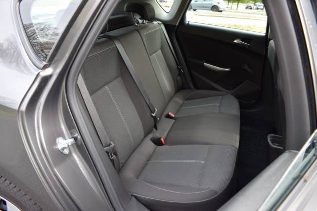 OPEL ASTRA 1.4 90 CV / 5 PORTES / 1ère MAIN / 27500 KMS 14