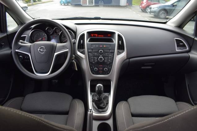 OPEL ASTRA 1.4 90 CV / 5 PORTES / 1ère MAIN / 27500 KMS 16