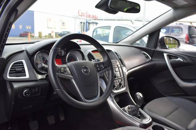 OPEL ASTRA SPORTS TOURER COSMO 1.6 CDTI 136 CV BV6 / 1ere MAIN 8 OPEL ASTRA SPORTS TOURER COSMO 1.6 CDTI 136 CV BV6 / 1ere MAIN 8