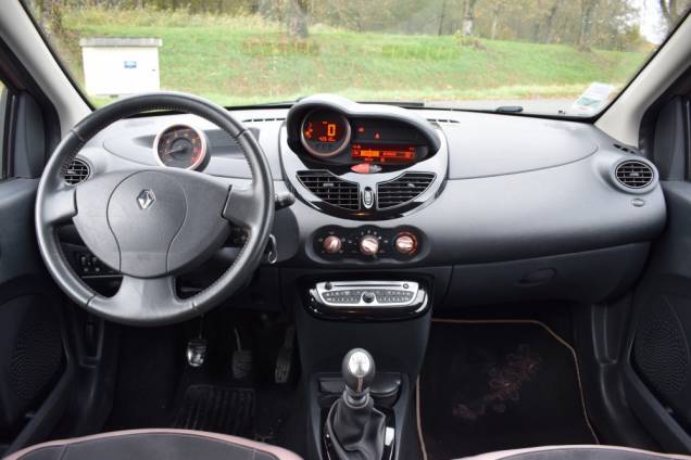 RENAULT TWINGO EDITION MISS SIXTY 1.2 75 CV / 1ere MAIN 14