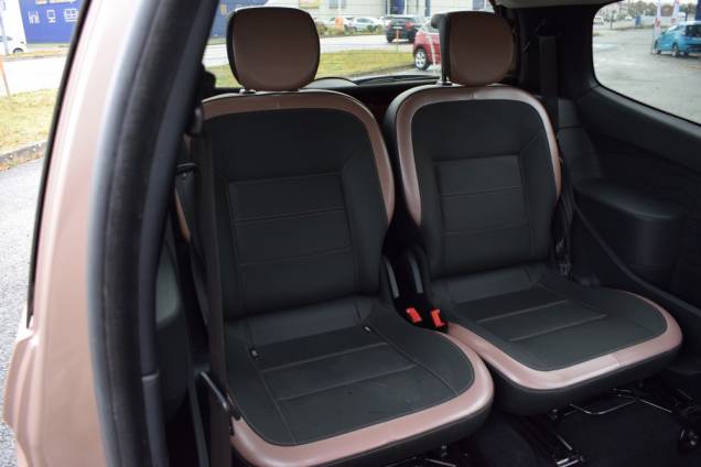 RENAULT TWINGO EDITION MISS SIXTY 1.2 75 CV / 1ere MAIN 19