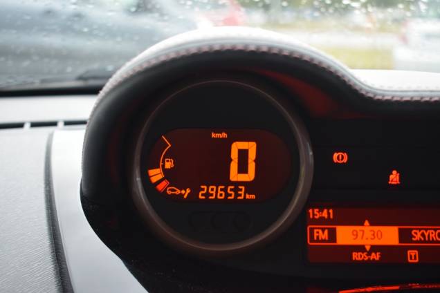 RENAULT TWINGO EDITION MISS SIXTY 1.2 75 CV / 1ere MAIN 16