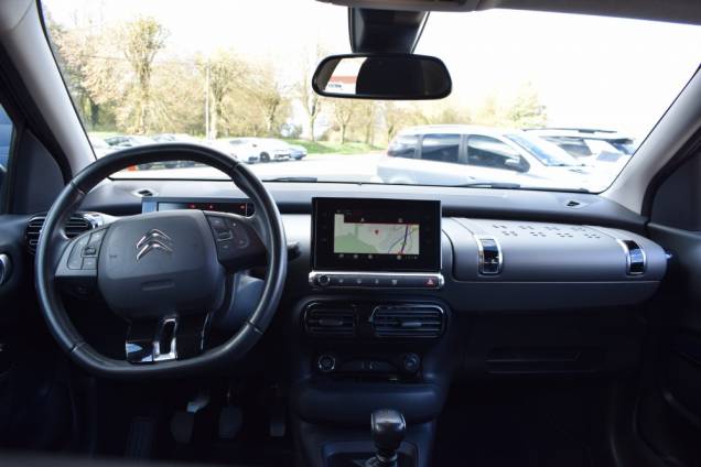CITROEN C4 CACTUS SHINE 110 CV BV6 8 CITROEN C4 CACTUS SHINE 110 CV BV6 8
