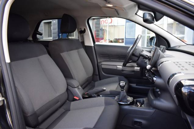 CITROEN C4 CACTUS SHINE 110 CV BV6 14 CITROEN C4 CACTUS SHINE 110 CV BV6 14