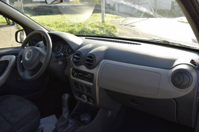 DACIA SANDERO 1.2 75 CV BVM 5 DACIA SANDERO 1.2 75 CV BVM 5