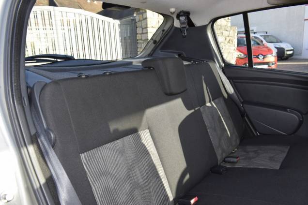 DACIA SANDERO 1.2 75 CV BVM 7 DACIA SANDERO 1.2 75 CV BVM 7