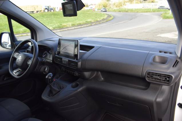 CITROEN BERLINGO VAN WORKER 1000 KG HDI 100 CV BVM 11 CITROEN BERLINGO VAN WORKER 1000 KG HDI 100 CV BVM 11