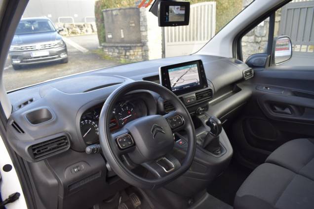 CITROEN BERLINGO VAN WORKER 1000 KG HDI 100 CV BVM 13 CITROEN BERLINGO VAN WORKER 1000 KG HDI 100 CV BVM 13