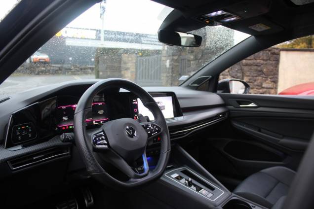 VOLKSWAGEN GOLF R 2.0 TSI 320 CV DSG7 / TOIT OUVRANT 9 VOLKSWAGEN GOLF R 2.0 TSI 320 CV DSG7 / TOIT OUVRANT 9