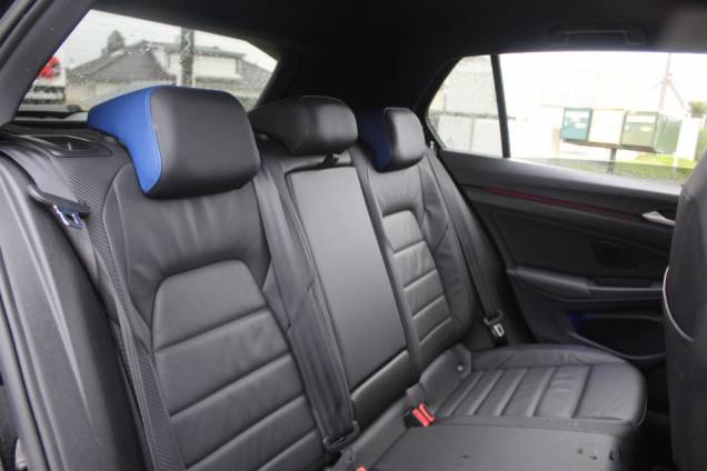 VOLKSWAGEN GOLF R 2.0 TSI 320 CV DSG7 / TOIT OUVRANT 14 VOLKSWAGEN GOLF R 2.0 TSI 320 CV DSG7 / TOIT OUVRANT 14