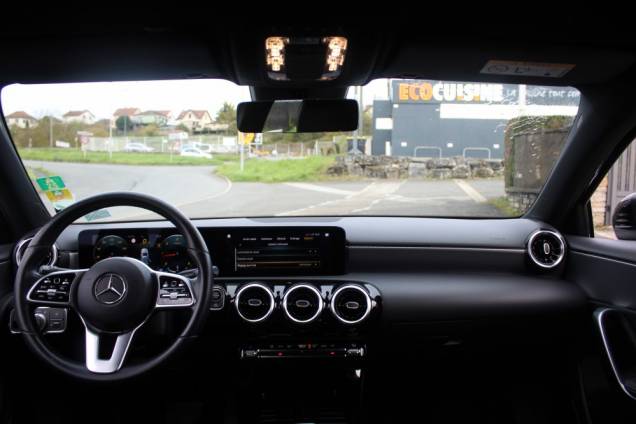 MERCEDES BENZ CLASSE A 180 PROGRESSIVE LINE 8G-DCT / ORIGINE FRANCE 8 MERCEDES BENZ CLASSE A 180 PROGRESSIVE LINE 8G-DCT / ORIGINE FRANCE 8