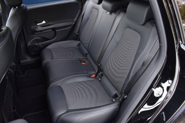 MERCEDES-BENZ CLASSE B STYLE LINE 180 D 8G-DCT 2.0 116 CV / ORIGINE FRANCE / 36000 KMS 12 MERCEDES-BENZ CLASSE B STYLE LINE 180 D 8G-DCT 2.0 116 CV / ORIGINE FRANCE / 36000 KMS 12