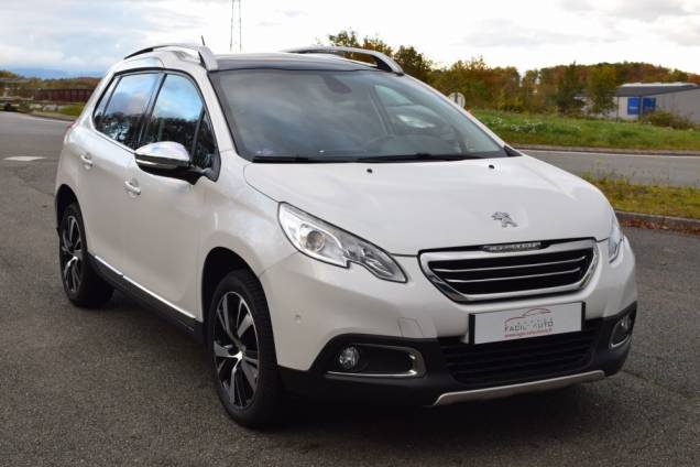 PEUGEOT 2008 1.2 110 CV FELINE TITANE / 1ère MAIN / TOIT PANORAMIQUE 2 PEUGEOT 2008 1.2 110 CV FELINE TITANE / 1ère MAIN / TOIT PANORAMIQUE 2