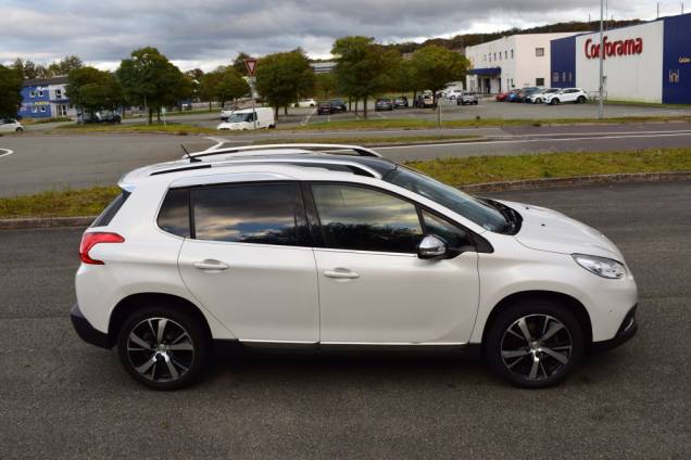 PEUGEOT 2008 1.2 110 CV FELINE TITANE / 1ère MAIN / TOIT PANORAMIQUE 10 PEUGEOT 2008 1.2 110 CV FELINE TITANE / 1ère MAIN / TOIT PANORAMIQUE 10