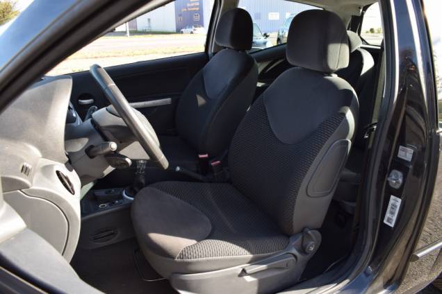 CITROEN C2 1.1 60 CV COLLECTION / 48500 KMS / CLIMATISATION 11