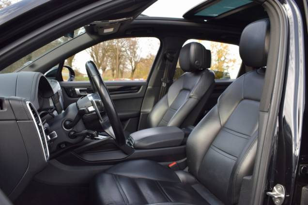 PORSCHE CAYENNE S 2.9 V6 440 CV 12 PORSCHE CAYENNE S 2.9 V6 440 CV 12