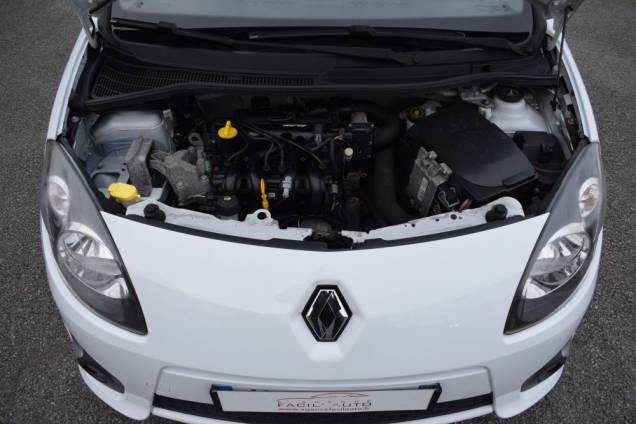 RENAULT TWINGO 1.2 60 CV RIP CURL / 1ère MAIN / 69500 KMS 20 RENAULT TWINGO 1.2 60 CV RIP CURL / 1ère MAIN / 69500 KMS 20