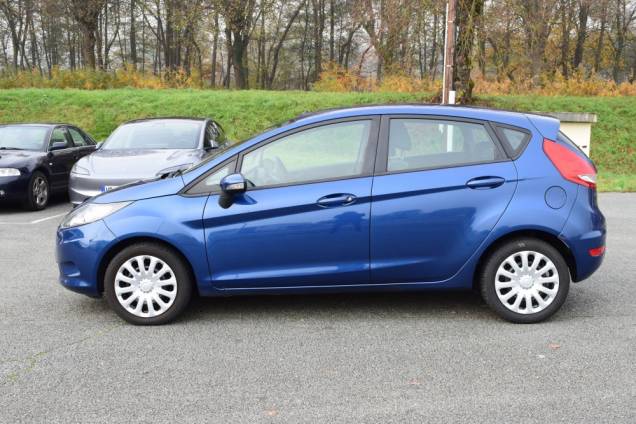 FORD FIESTA TREND 1.25 82 CV 5 PORTES / 1ère MAIN / CLIMATISATION 7 FORD FIESTA TREND 1.25 82 CV 5 PORTES / 1ère MAIN / CLIMATISATION 7