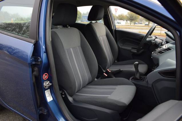 FORD FIESTA TREND 1.25 82 CV 5 PORTES / 1ère MAIN / CLIMATISATION 12 FORD FIESTA TREND 1.25 82 CV 5 PORTES / 1ère MAIN / CLIMATISATION 12