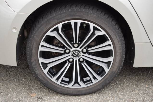 TOYOTA COROLLA TOURING COLLECTION 1.8 122 CV HYBRID / 89500 KMS / SUIVI EXCLUSIF TOYOTA / ORIGINE FRANCE 12