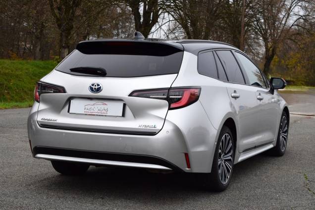 TOYOTA COROLLA TOURING COLLECTION 1.8 122 CV HYBRID / 89500 KMS / SUIVI EXCLUSIF TOYOTA / ORIGINE FRANCE 3
