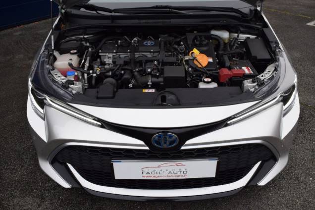 TOYOTA COROLLA TOURING COLLECTION 1.8 122 CV HYBRID / 89500 KMS / SUIVI EXCLUSIF TOYOTA / ORIGINE FRANCE 33