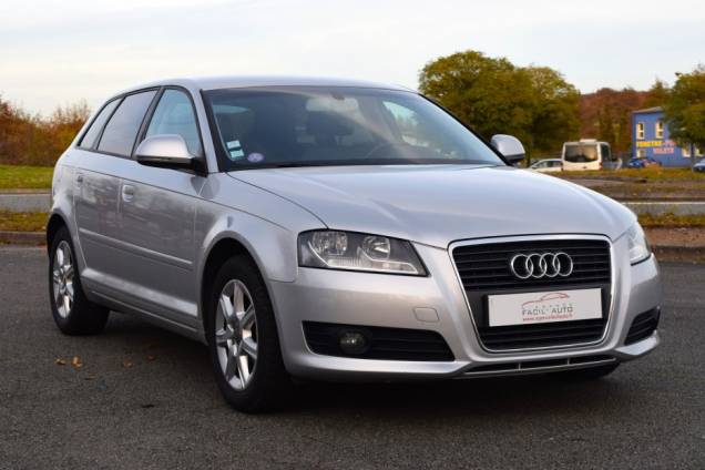 AUDI A3 SPORTBACK 1.8 TURBO 160CV BVM 6 / ORIGINE FRANCE / SUIVI D'ENTRETIEN COMPLET 2 AUDI A3 SPORTBACK 1.8 TURBO 160CV BVM 6 / ORIGINE FRANCE / SUIVI D'ENTRETIEN COMPLET 2