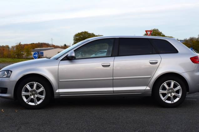 AUDI A3 SPORTBACK 1.8 TURBO 160CV BVM 6 / ORIGINE FRANCE / SUIVI D'ENTRETIEN COMPLET 8 AUDI A3 SPORTBACK 1.8 TURBO 160CV BVM 6 / ORIGINE FRANCE / SUIVI D'ENTRETIEN COMPLET 8