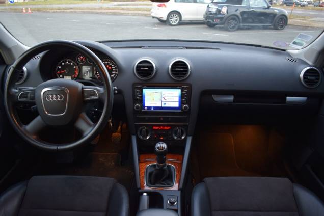 AUDI A3 SPORTBACK 1.8 TURBO 160CV BVM 6 / ORIGINE FRANCE / SUIVI D'ENTRETIEN COMPLET 12 AUDI A3 SPORTBACK 1.8 TURBO 160CV BVM 6 / ORIGINE FRANCE / SUIVI D'ENTRETIEN COMPLET 12