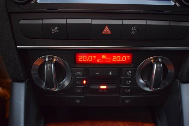 AUDI A3 SPORTBACK 1.8 TURBO 160CV BVM 6 / ORIGINE FRANCE / SUIVI D'ENTRETIEN COMPLET 14 AUDI A3 SPORTBACK 1.8 TURBO 160CV BVM 6 / ORIGINE FRANCE / SUIVI D'ENTRETIEN COMPLET 14